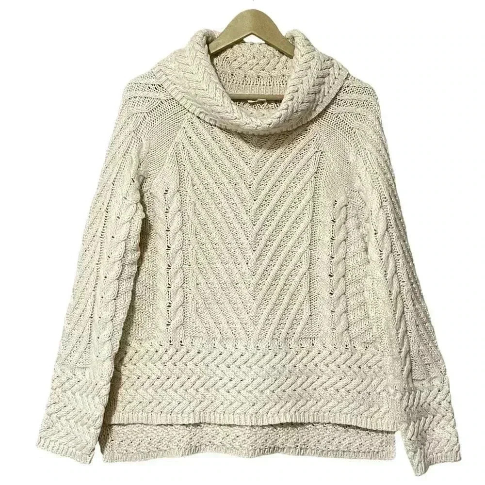 Hem & Thread Cable Knit Turtleneck Sweater Medium Ecru Hi-Lo NWT - Picture 2 of 12